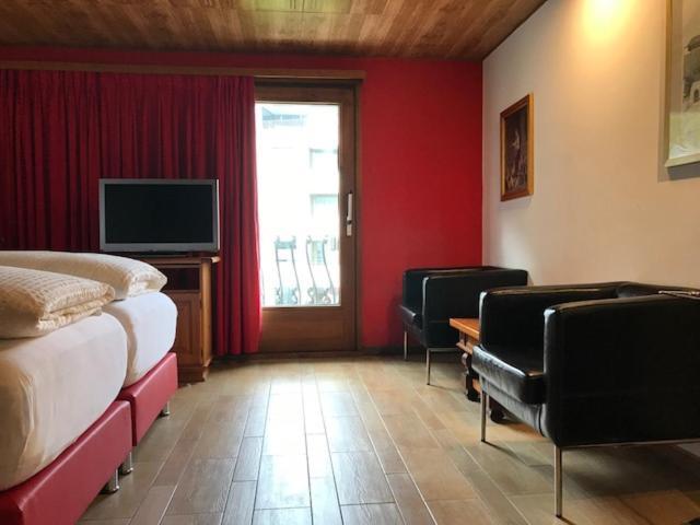 Hotel Central Brig Ngoại thất bức ảnh